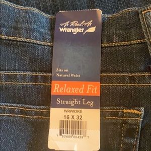 Wrangler Relaxed Fit Jeans